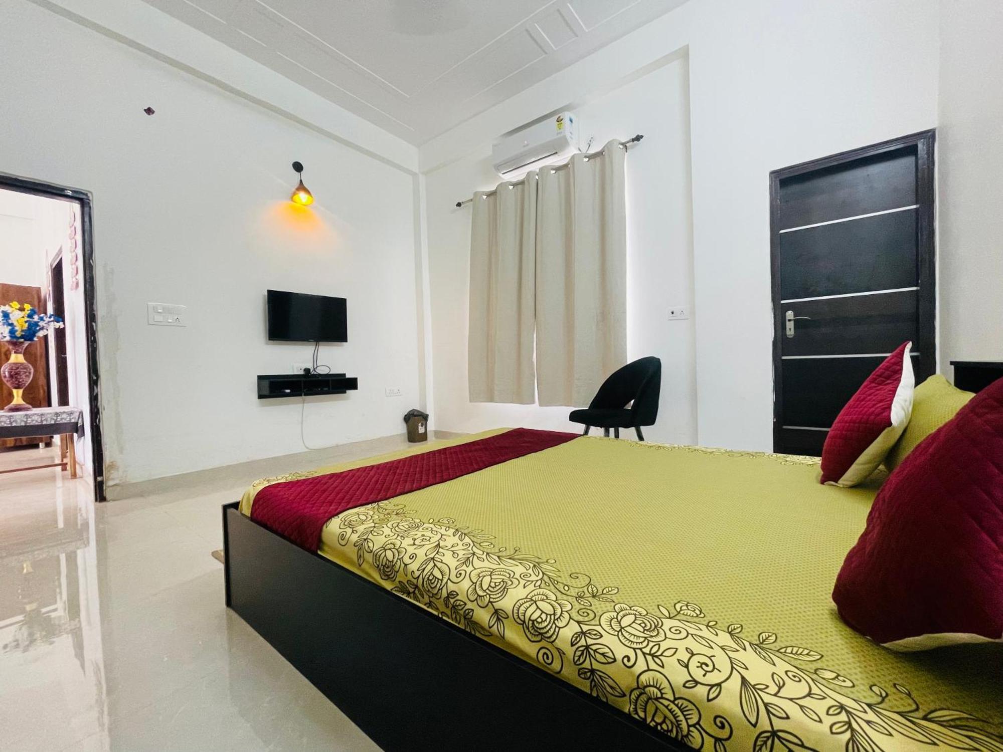 Atulyam Stays Sushant Golf City Lucknow Bagian luar foto