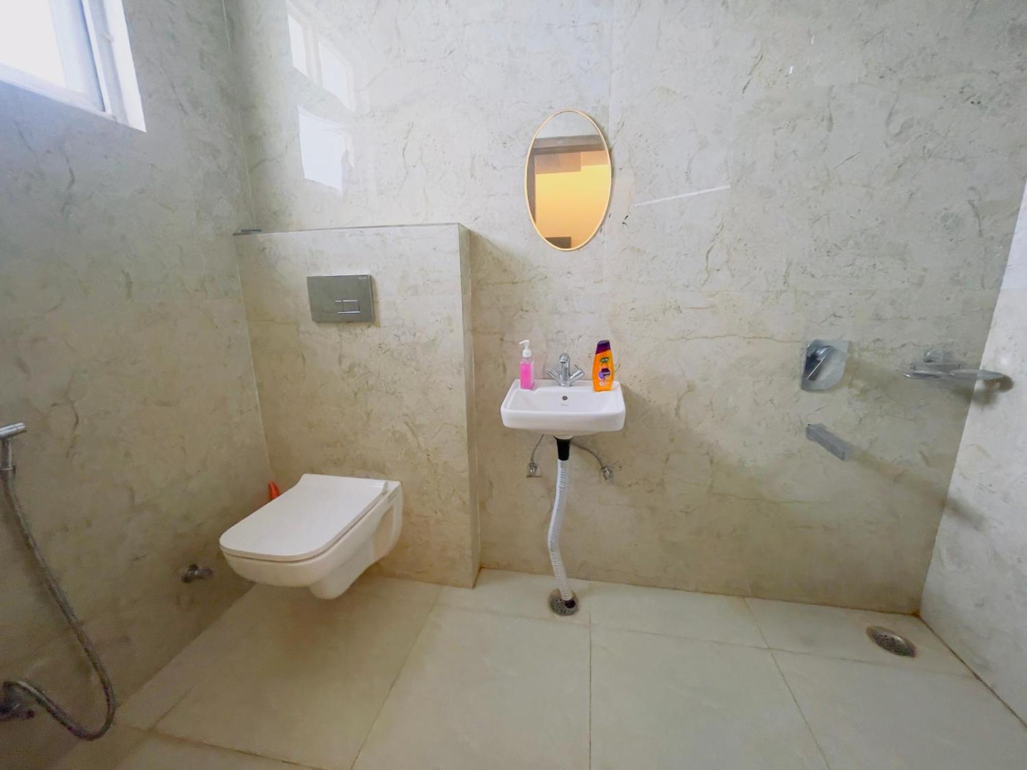 Atulyam Stays Sushant Golf City Lucknow Bagian luar foto